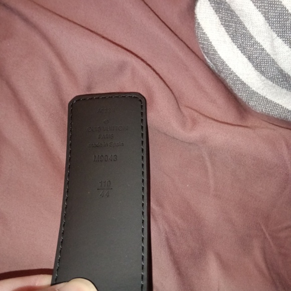 Men’s Louis Vuitton belt size 44 - Picture 3 of 5